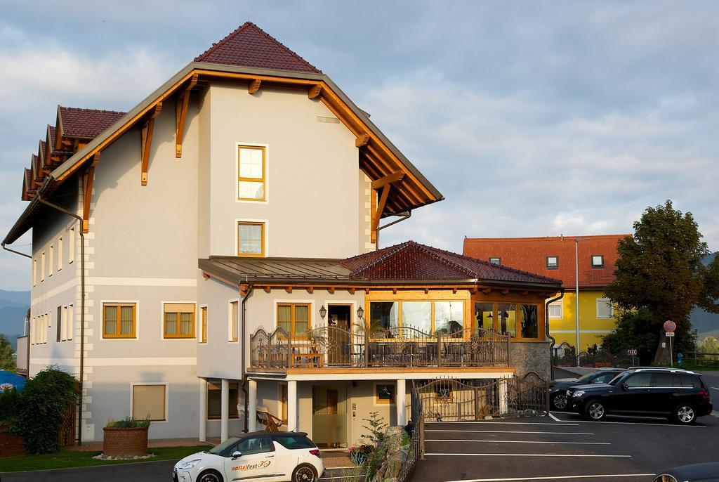 Hotel Restaurant Perschler Rattenberg  Exterior photo