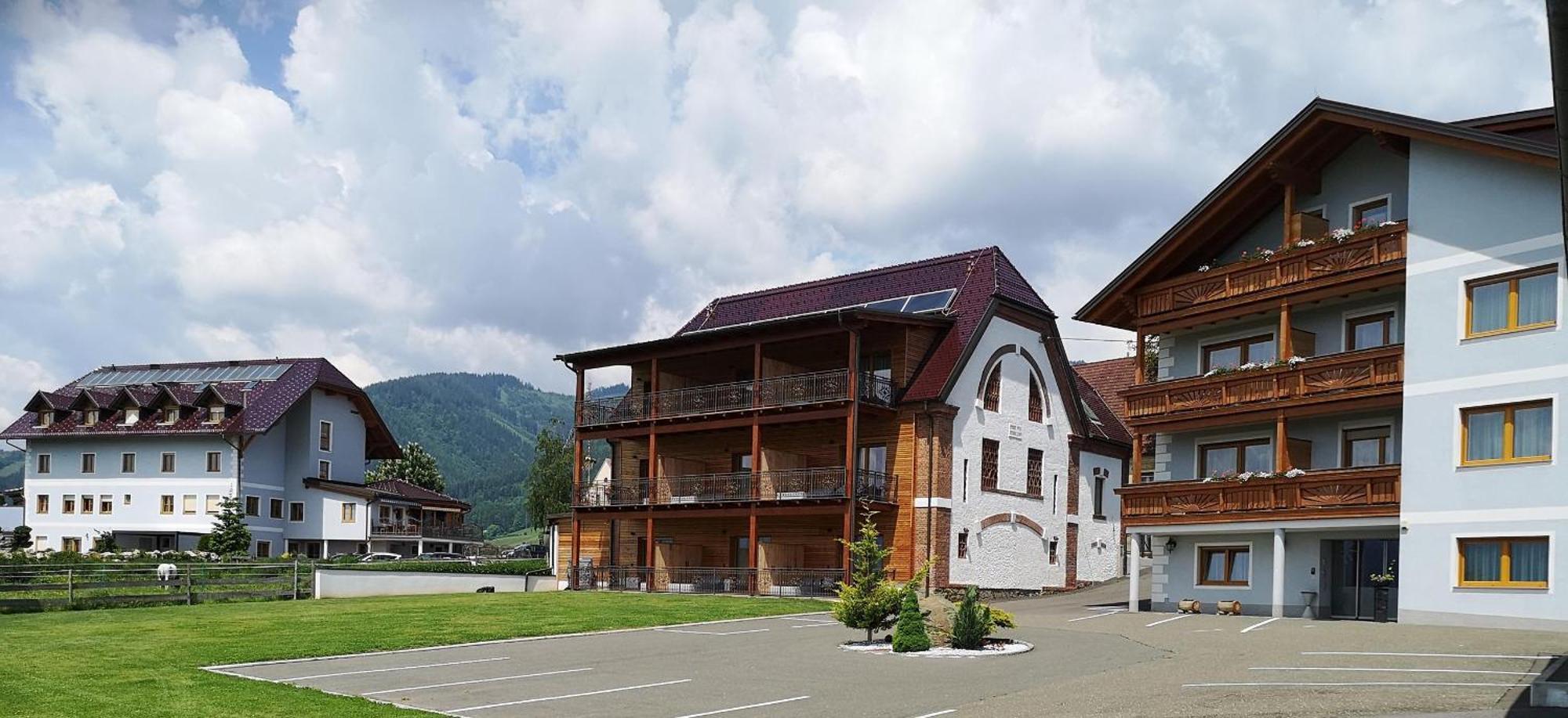 Hotel Restaurant Perschler Rattenberg  Exterior photo